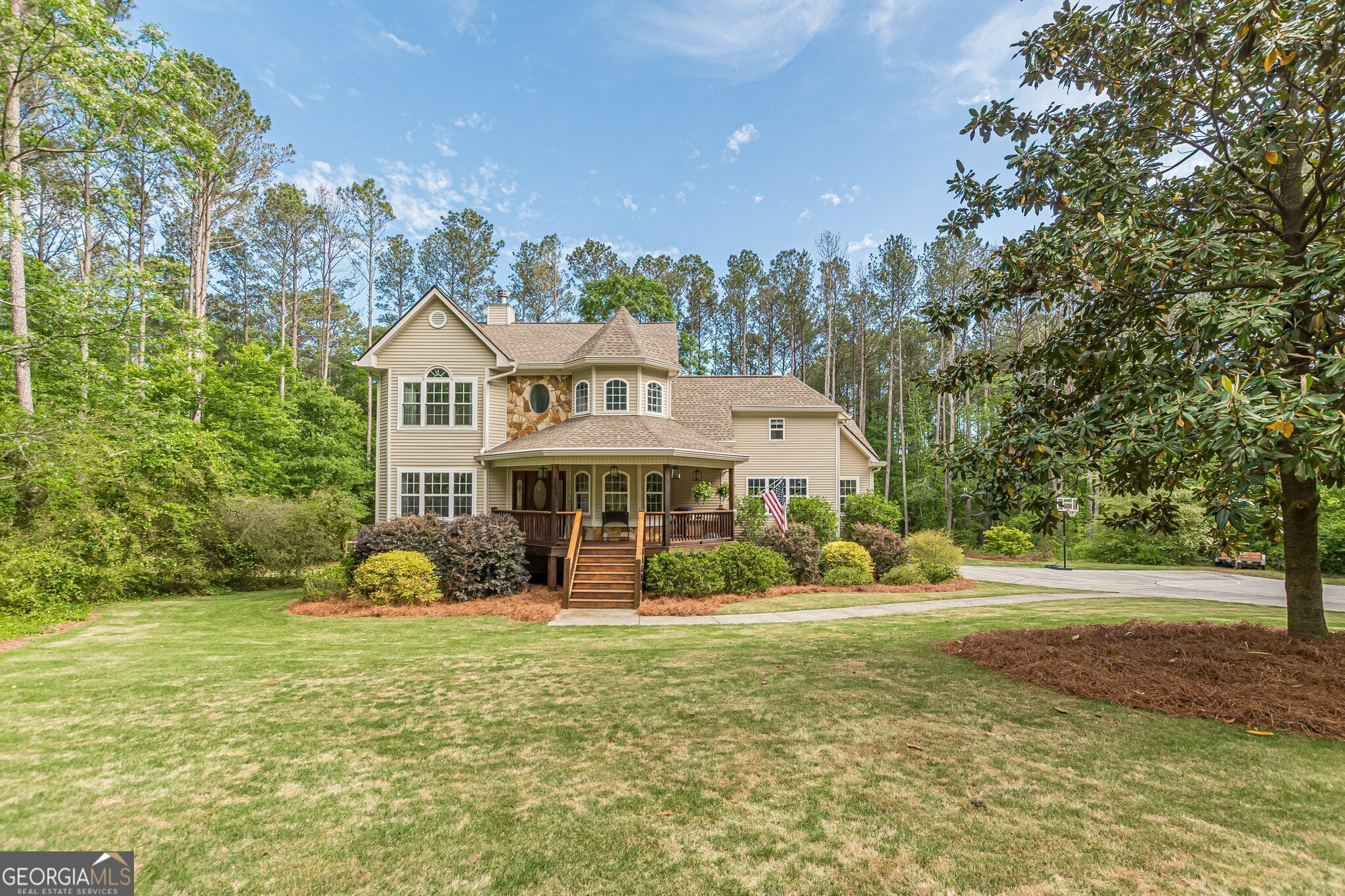 Property Photo: 830 Hightower Trail GA 30054