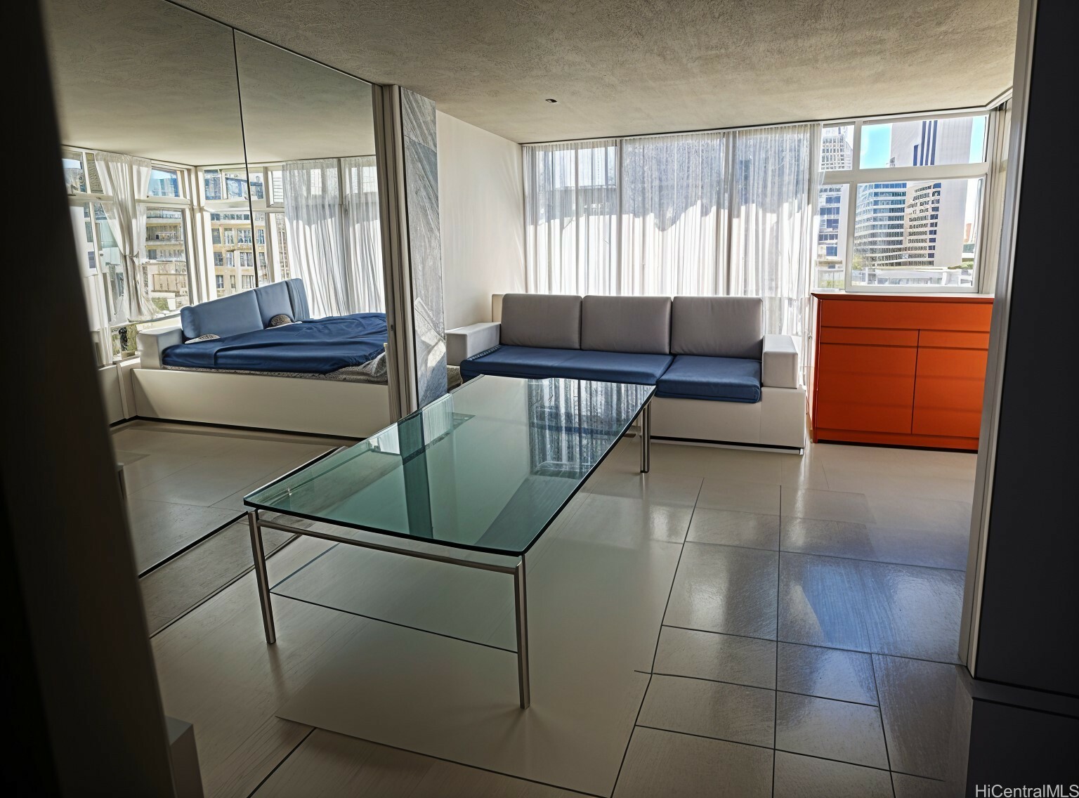 Property Photo: 425 Ena Road 801B HI 96815