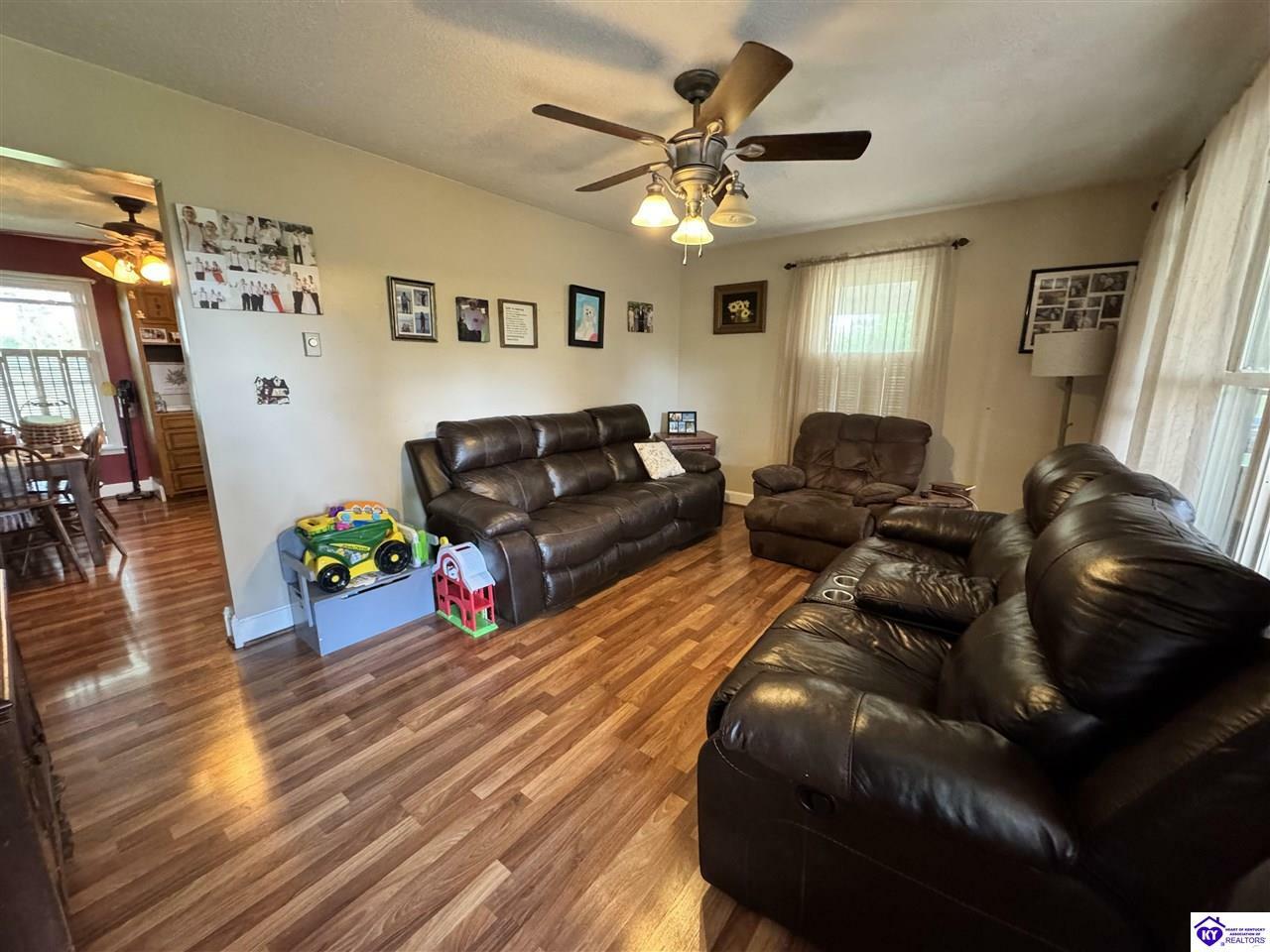 Property Photo: 84 Mt Merino Cemetery Lane KY 40146