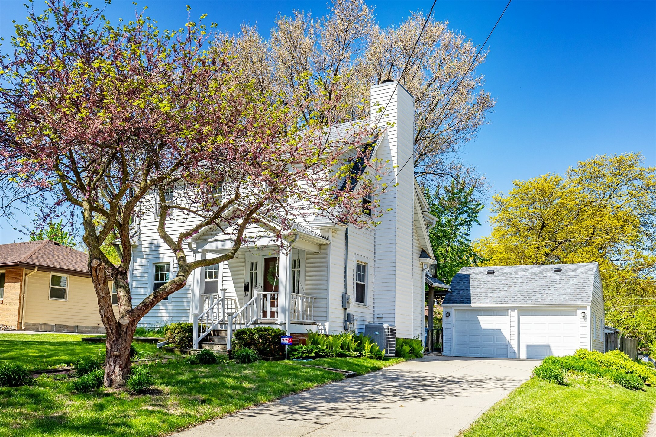 Property Photo: 2620 35th Street IA 50310