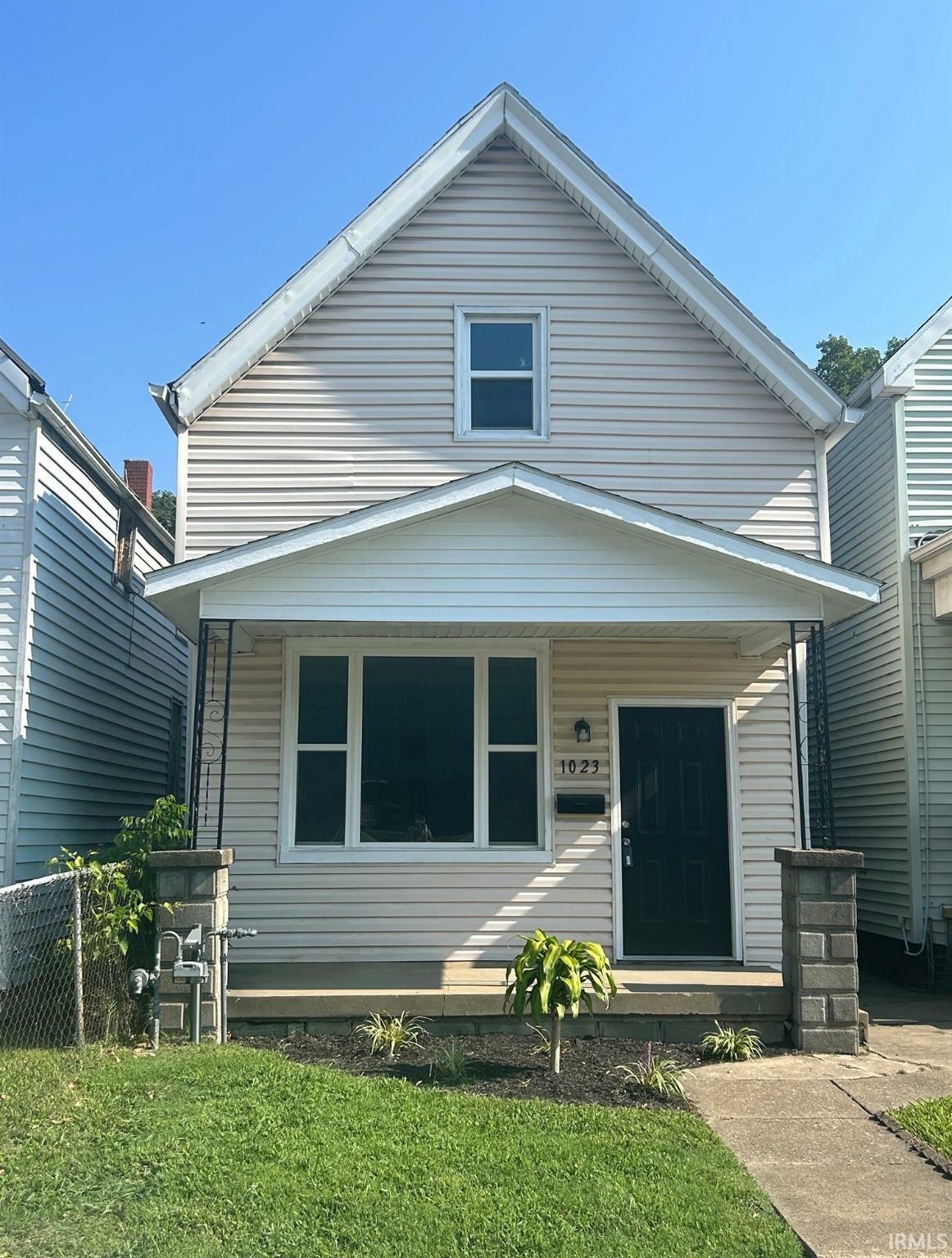 Property Photo: 1023 W Franklin Street IN 47710