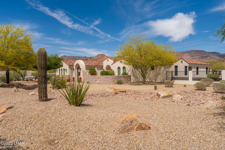 Property Photo: 2051 Circula De Hacienda AZ 86406