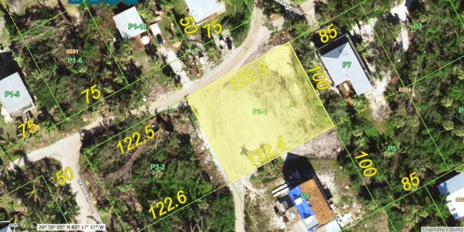 Property Photo: 8758 King Street FL 33946