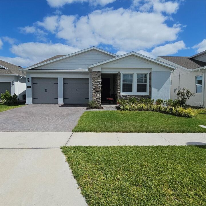 Property Photo:  19235 Allium Place  FL 32827 