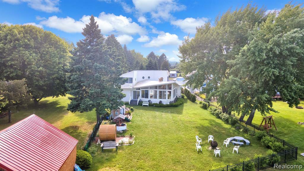 Property Photo: 4308 N Grandview Beach Drive MI 48427 9383