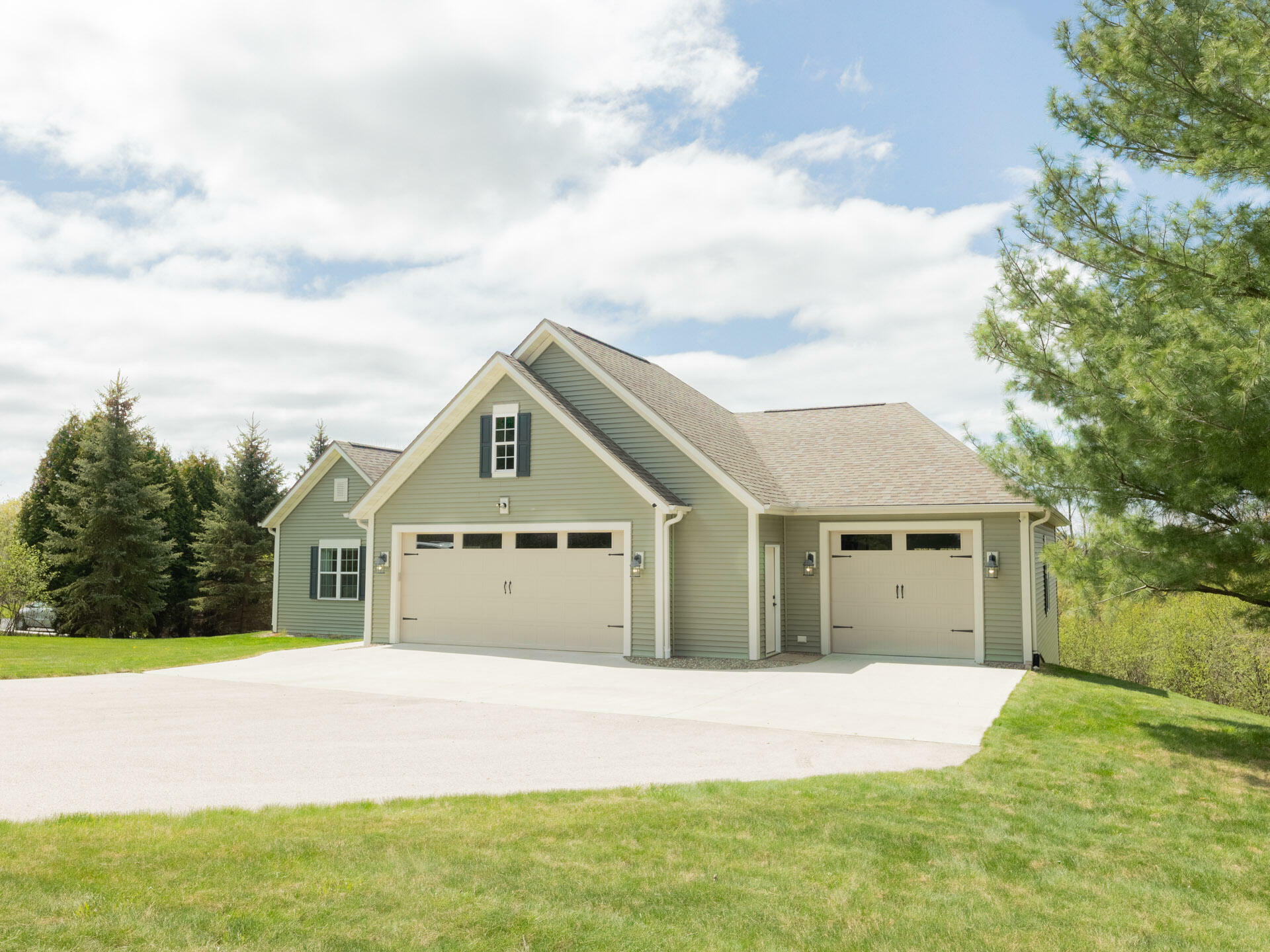 Property Photo: 7023 Sconfinato Dr WI 53027