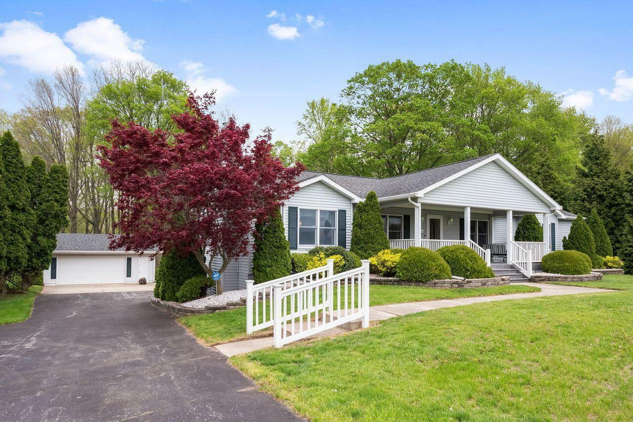 Property Photo: 5521 W Spring Creek Road MI 49128