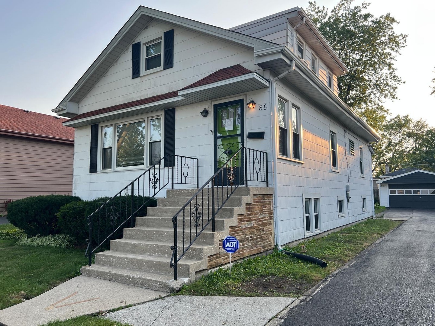 Property Photo: 86 N Laverne Avenue IL 60162