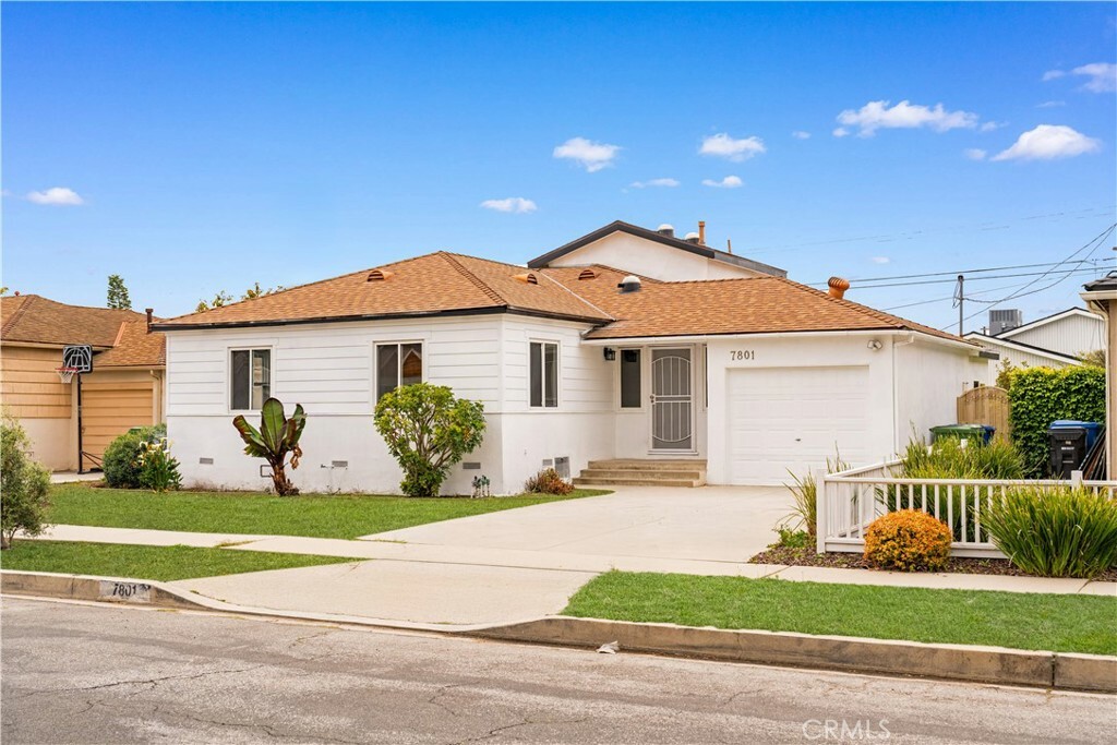 Property Photo: 7801 Goddard Avenue CA 90045