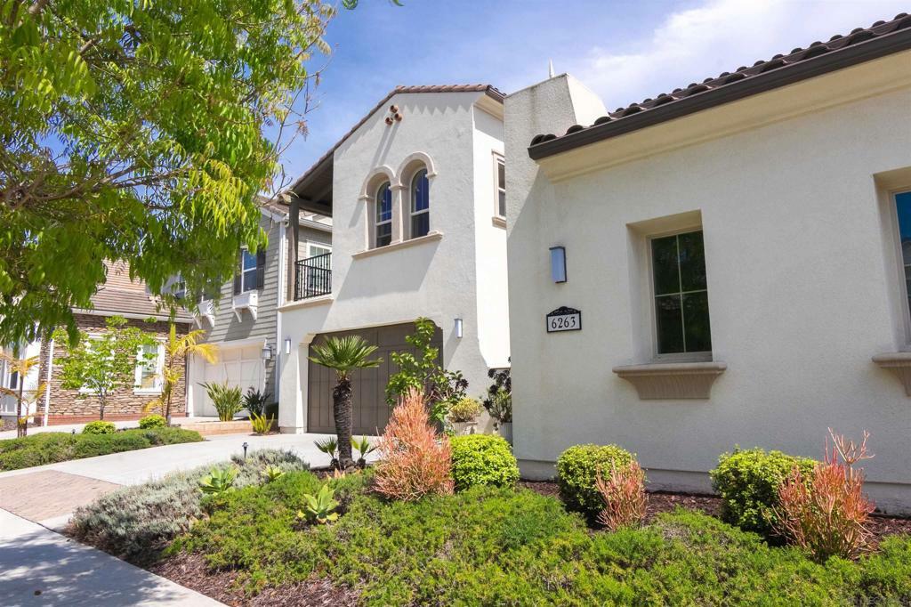 Property Photo: 6263 Sagebrush Bend Way CA 92130