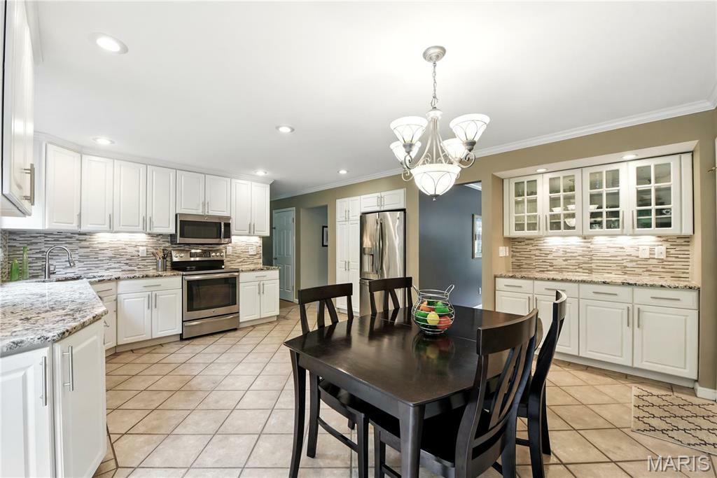 Property Photo: 1853 Schoettler Valley Drive MO 63017