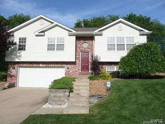 Property Photo: 404 Creekside Drive IL 62294