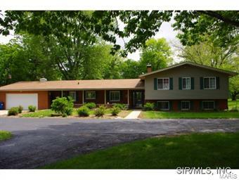 Property Photo: 8017 Crystal Lane IL 62294