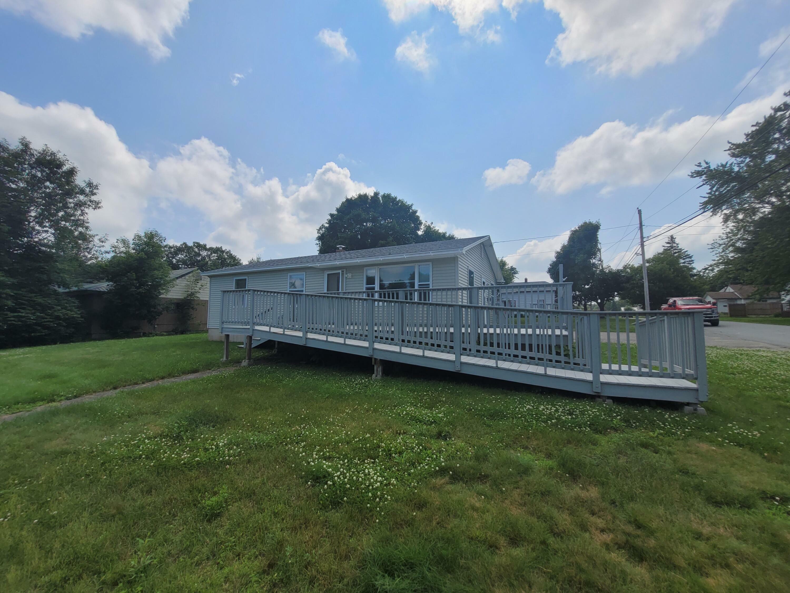 Property Photo: 110 Lincoln Street ME 04468