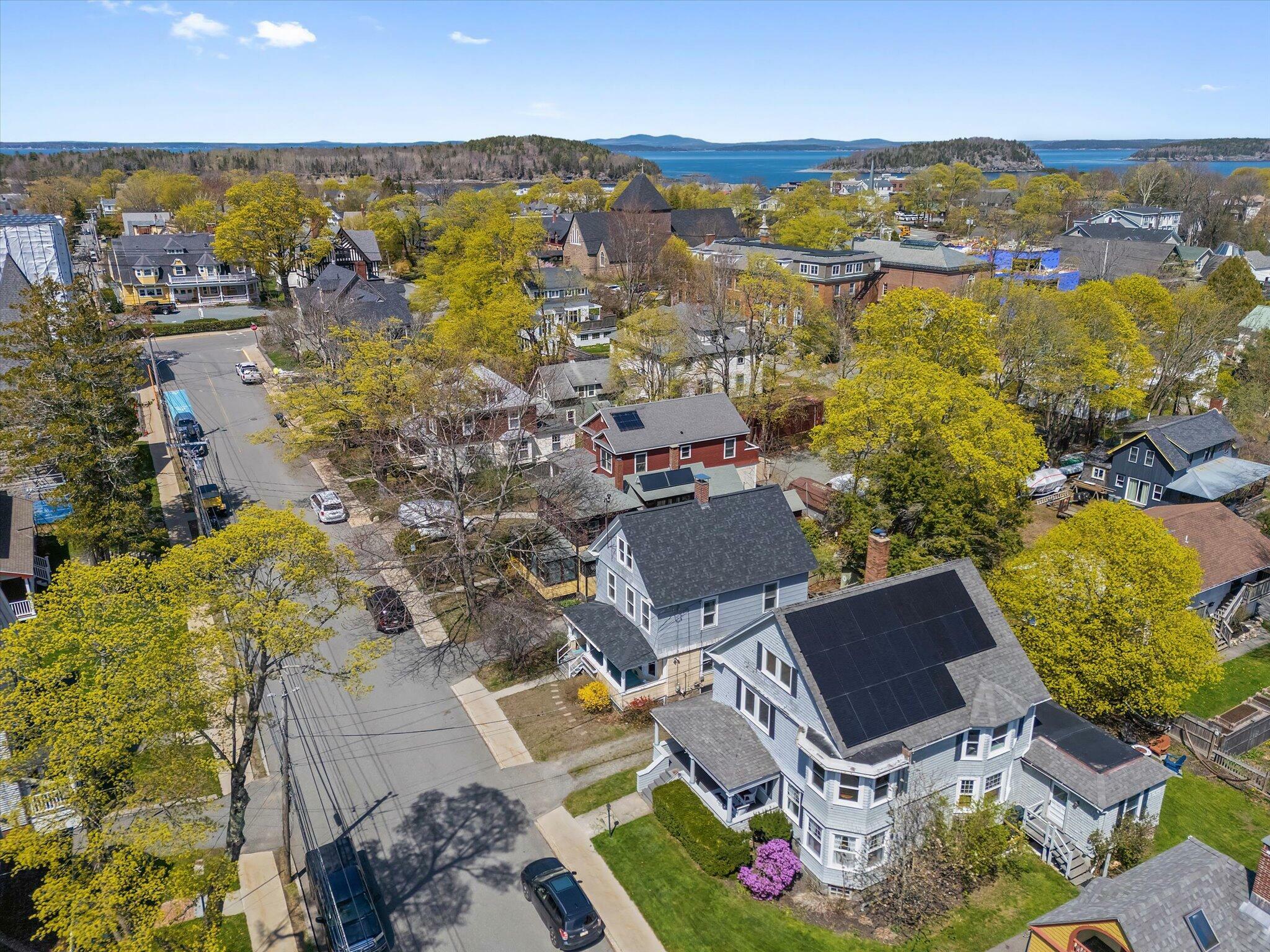 Property Photo: 22 Ledgelawn Avenue ME 04609