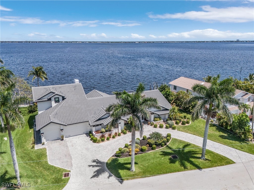 2803 SE 22nd Place  Cape Coral FL 33904 photo