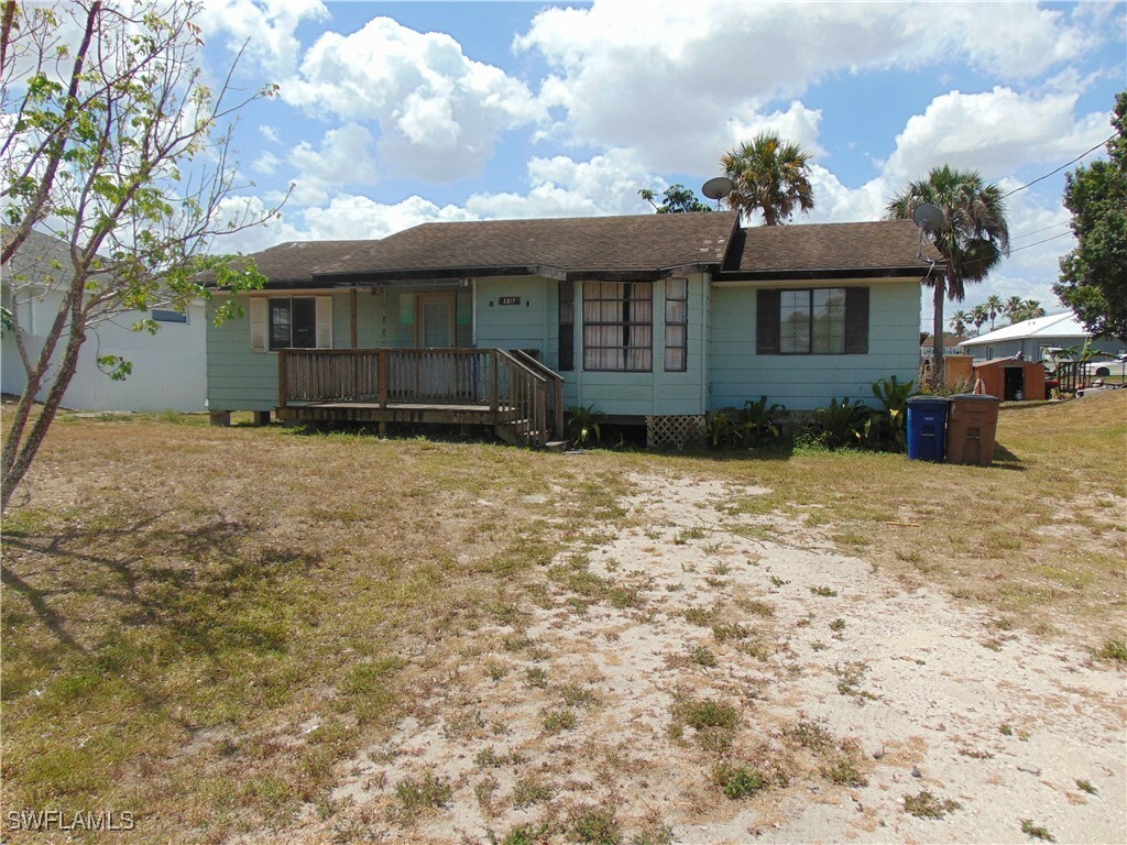 2917 13th Street W  Lehigh Acres FL 33971 photo