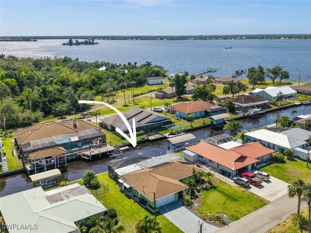Property Photo: 7225 Reymoor Drive FL 33917