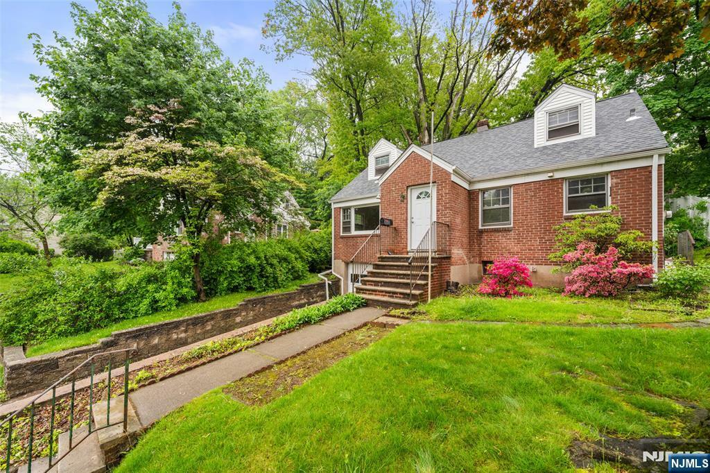 Property Photo: 221 Warwick Lane NJ 07605