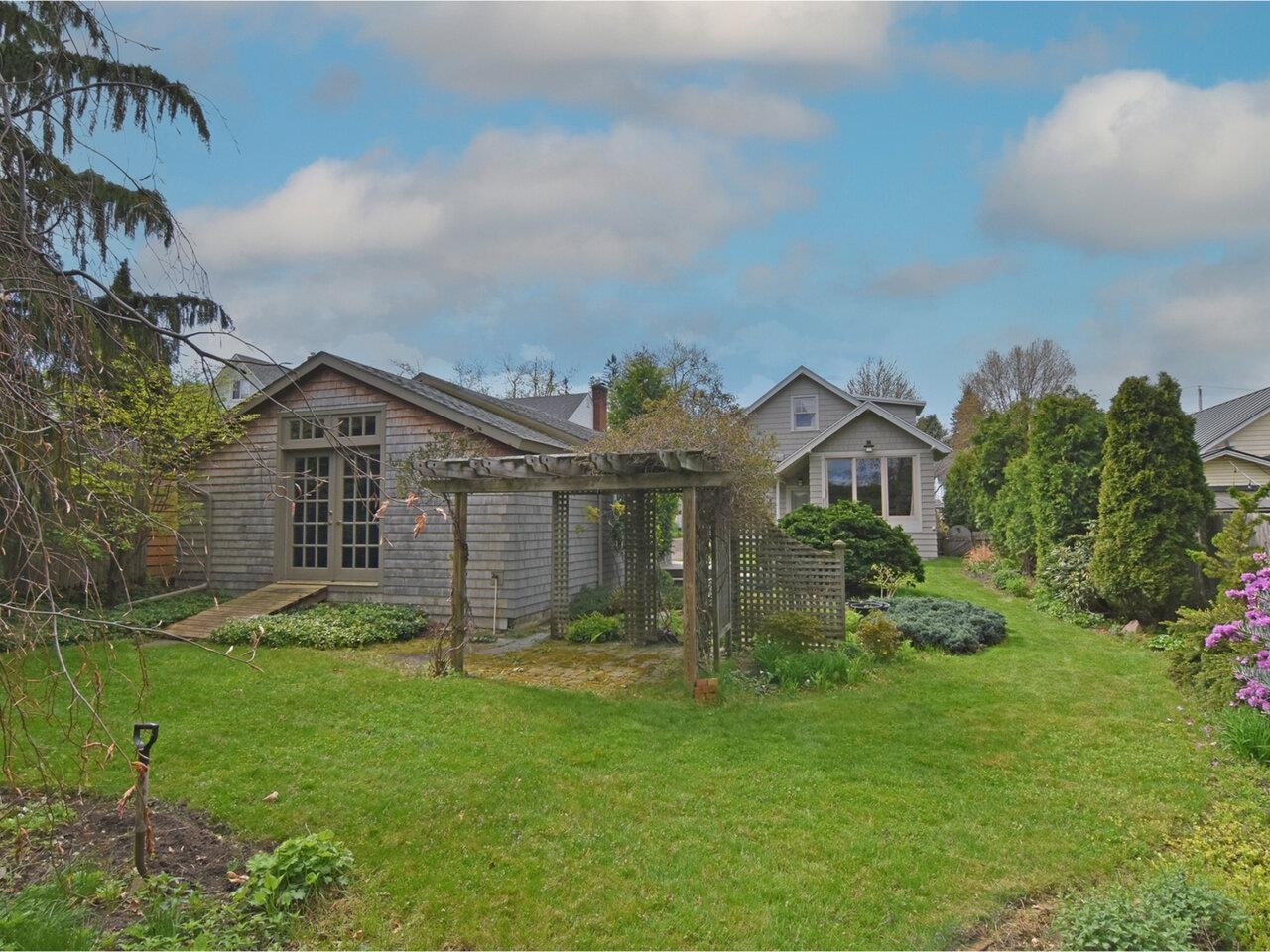 Property Photo: 166 Ferguson Avenue VT 05401