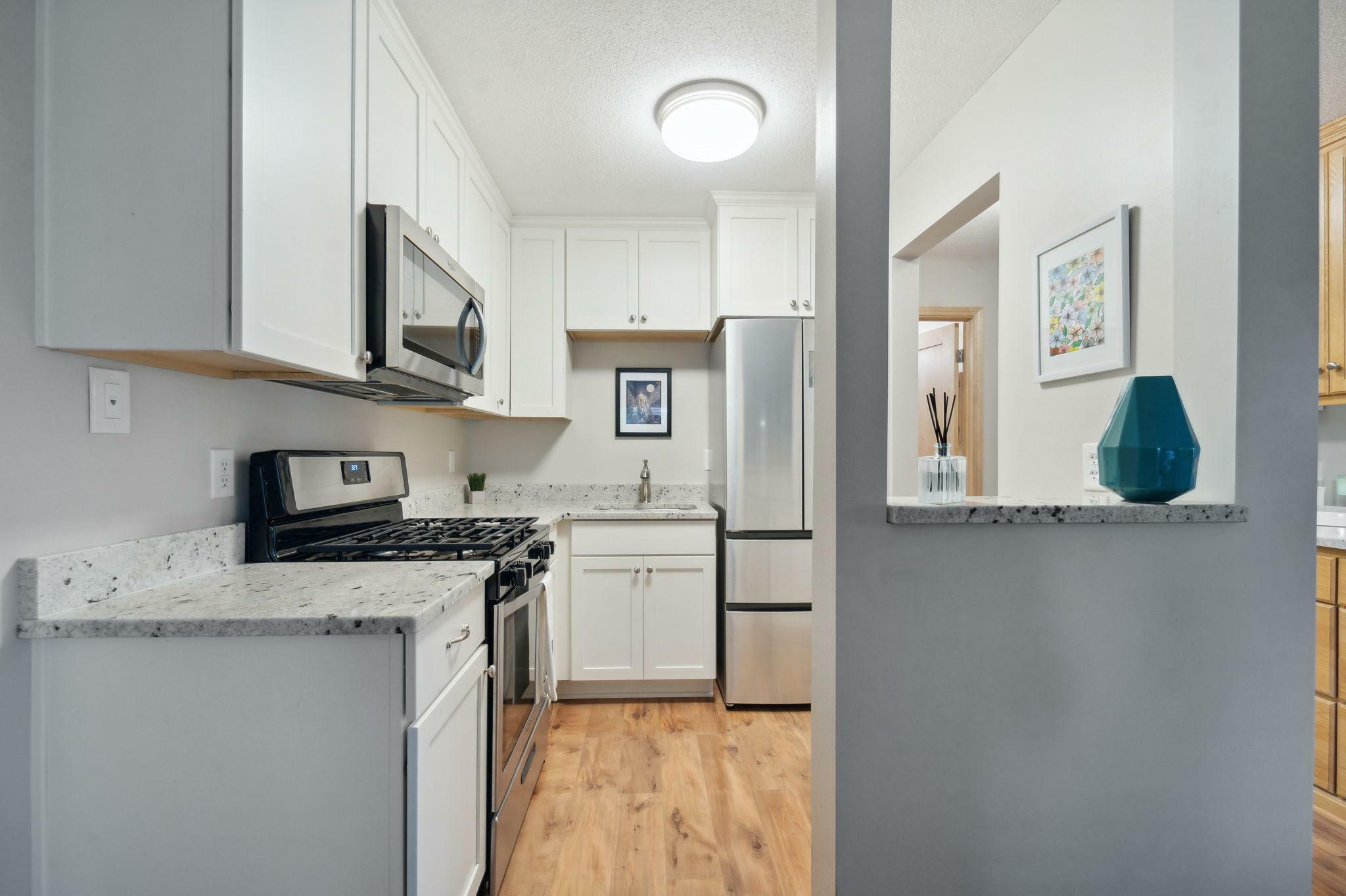 Property Photo: 4820 Park Commons Drive 135 MN 55416
