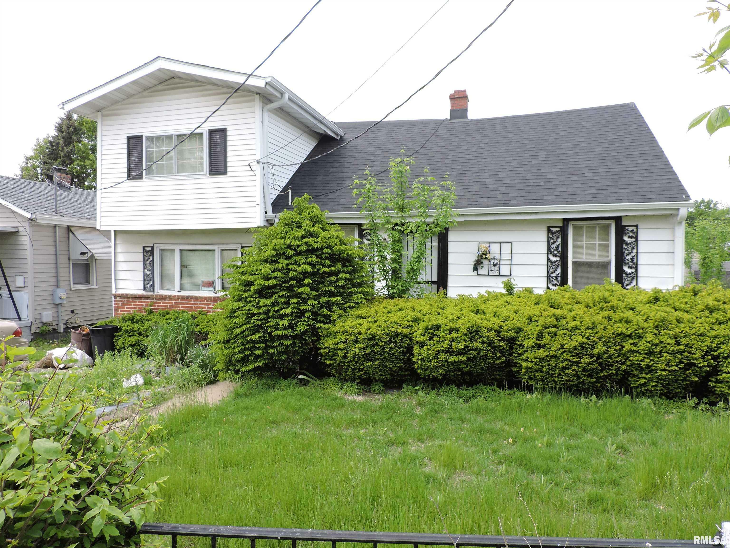 Property Photo: 4115 N Boulevard Avenue IL 61614