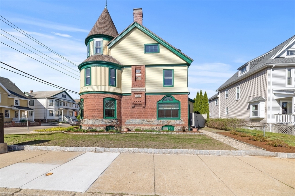 Property Photo:  124 Boston Avenue  MA 02155 