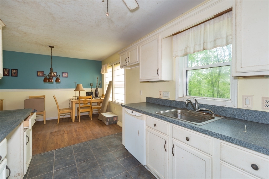 Property Photo: 7 Upland Terrace MA 01760