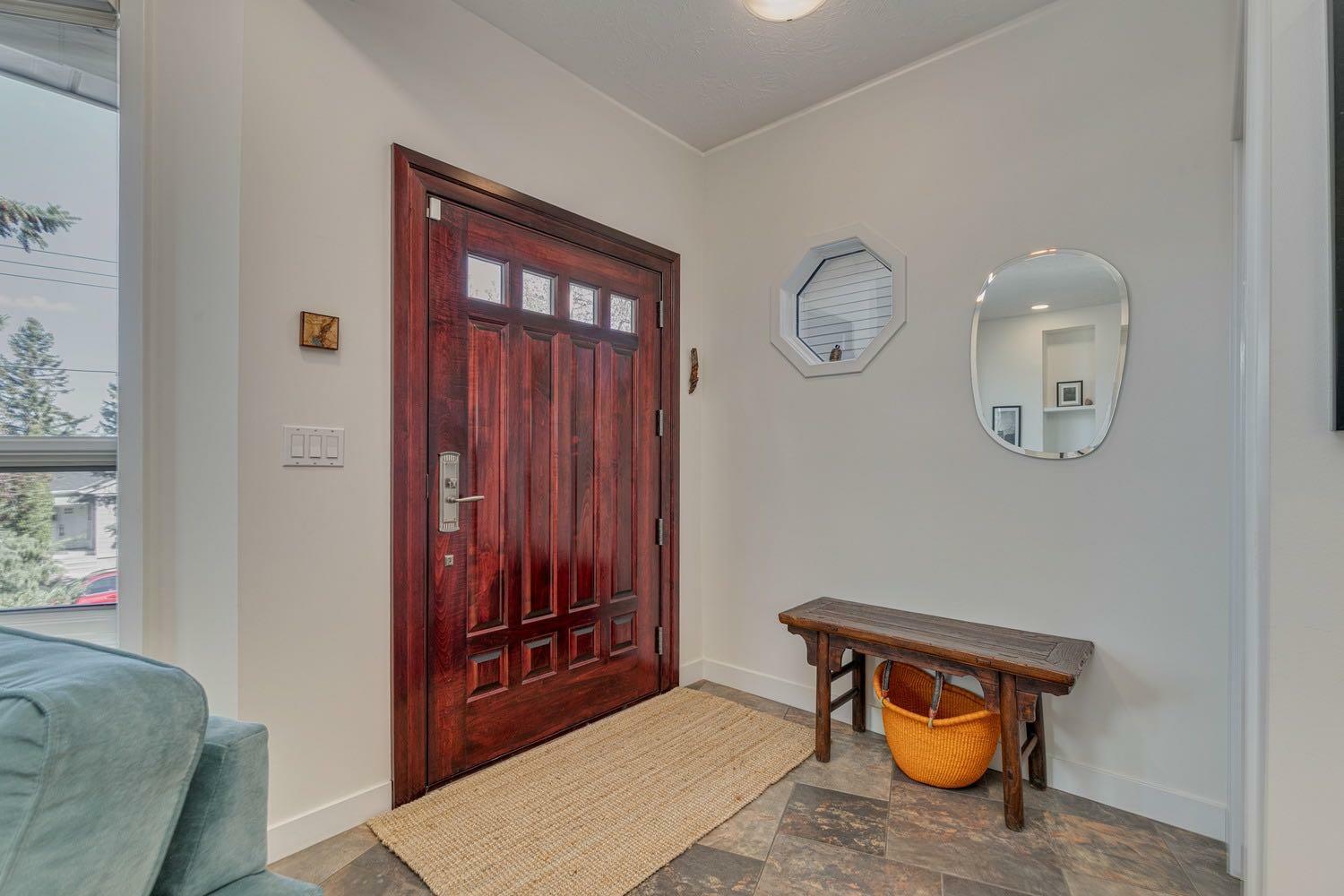 Property Photo: 2023 21 Avenue SW AB T2T 0N8