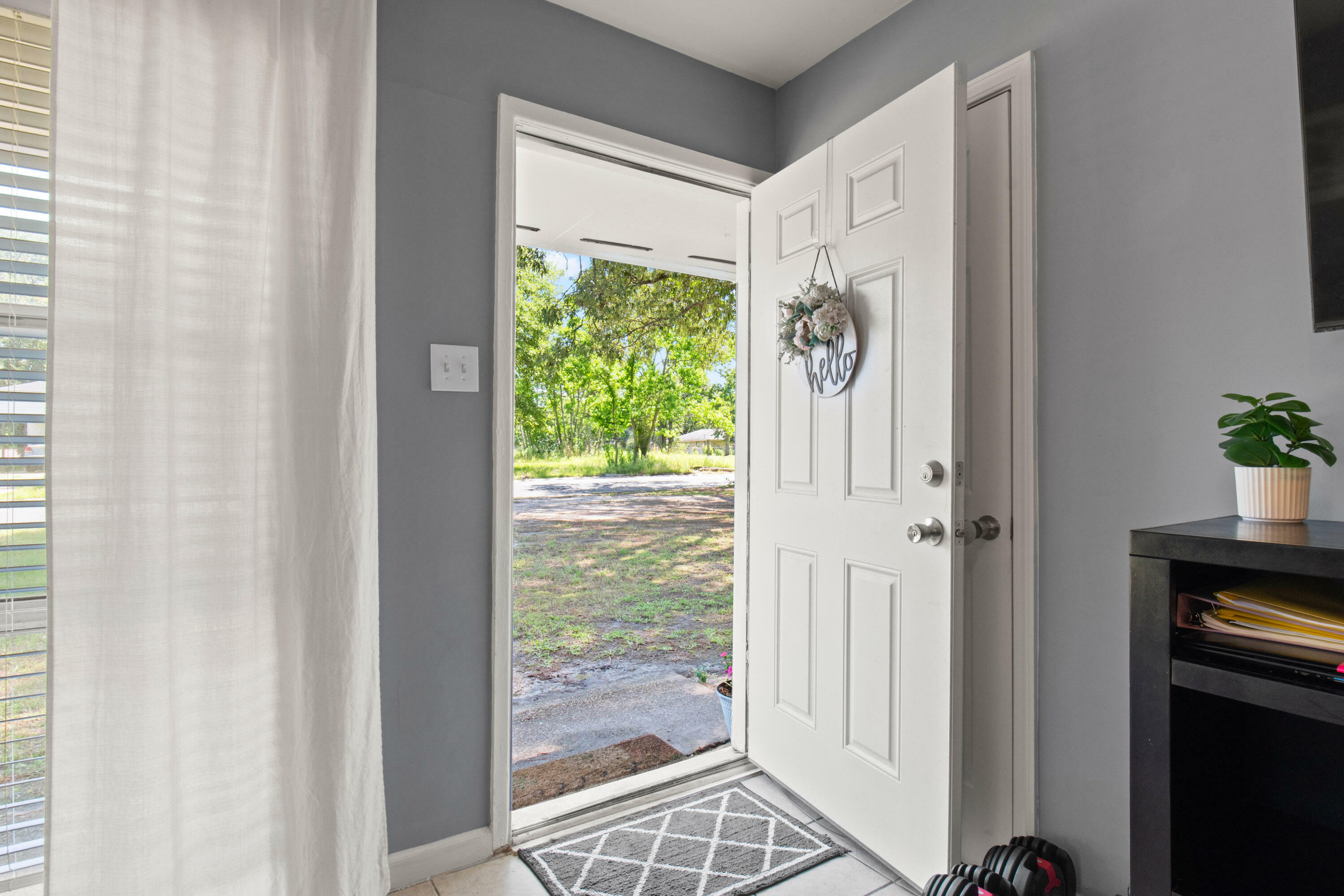 Property Photo:  1402 Aaron Ave  LA 71446 