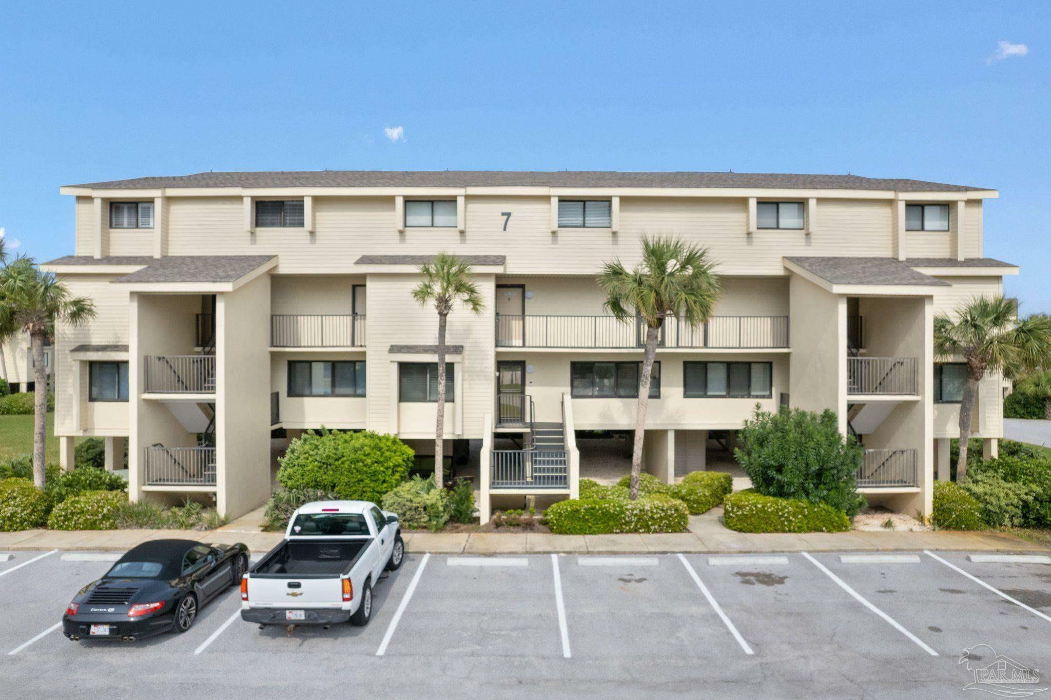 Property Photo: 900 Ft Pickens Rd 811 FL 32561
