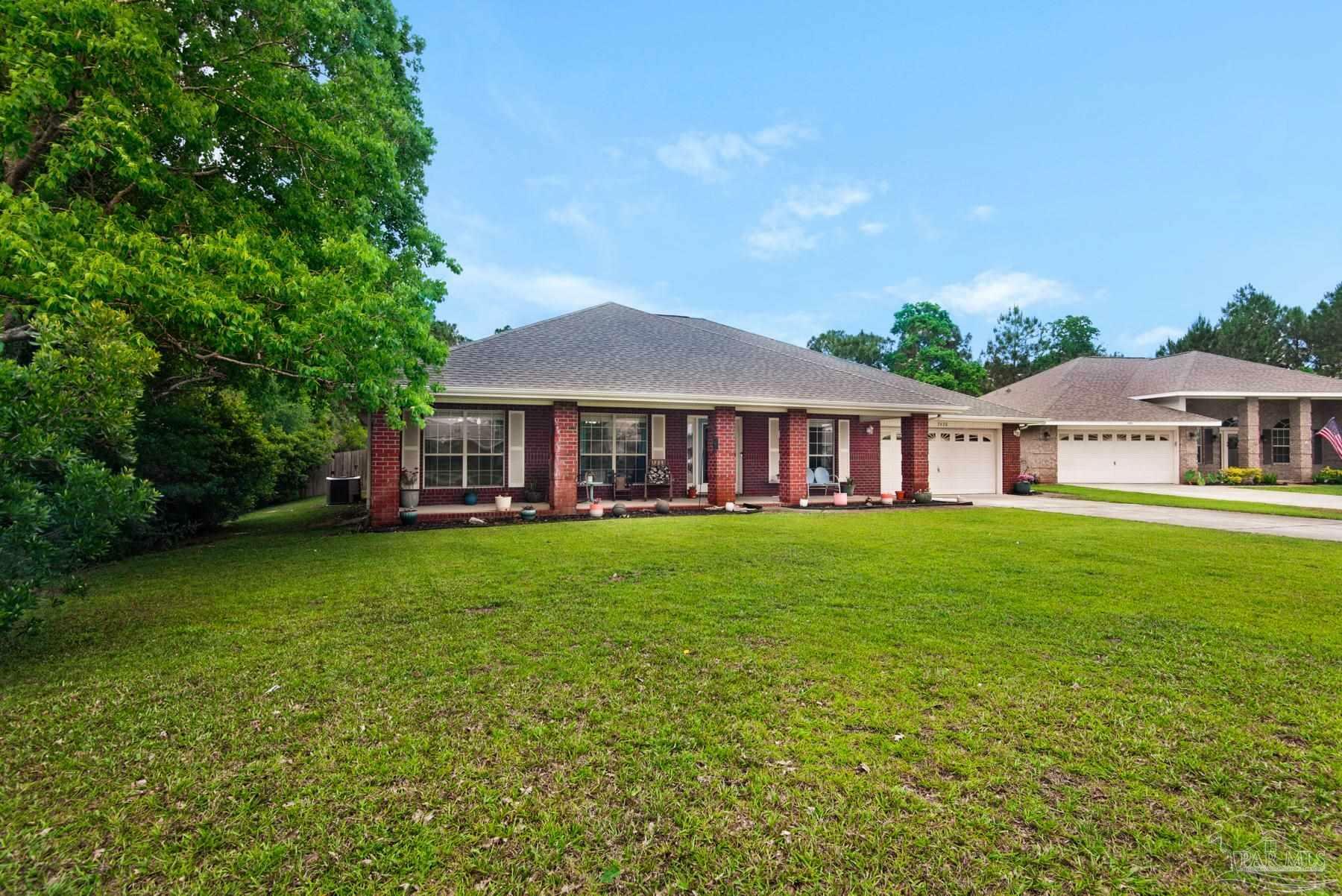 Property Photo: 2420 Amberjack Ct FL 32566