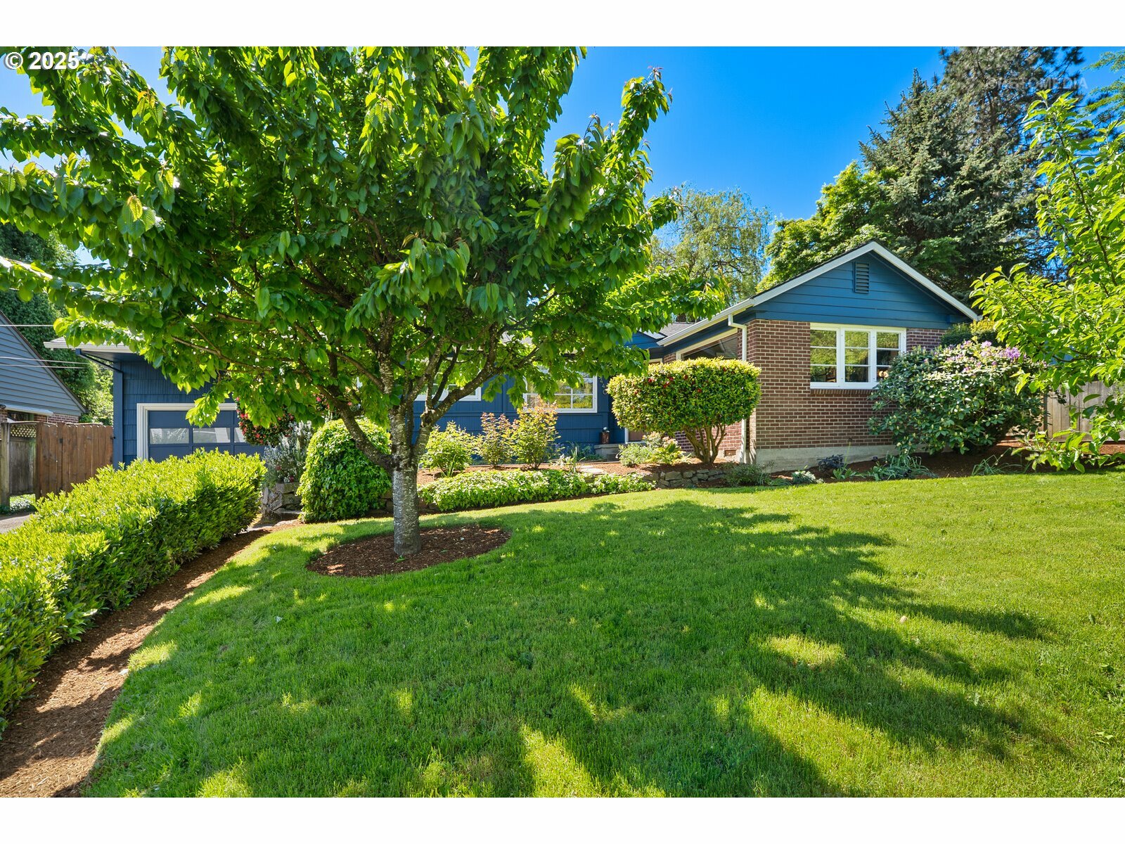 Property Photo: 3440 SW Primrose St OR 97219