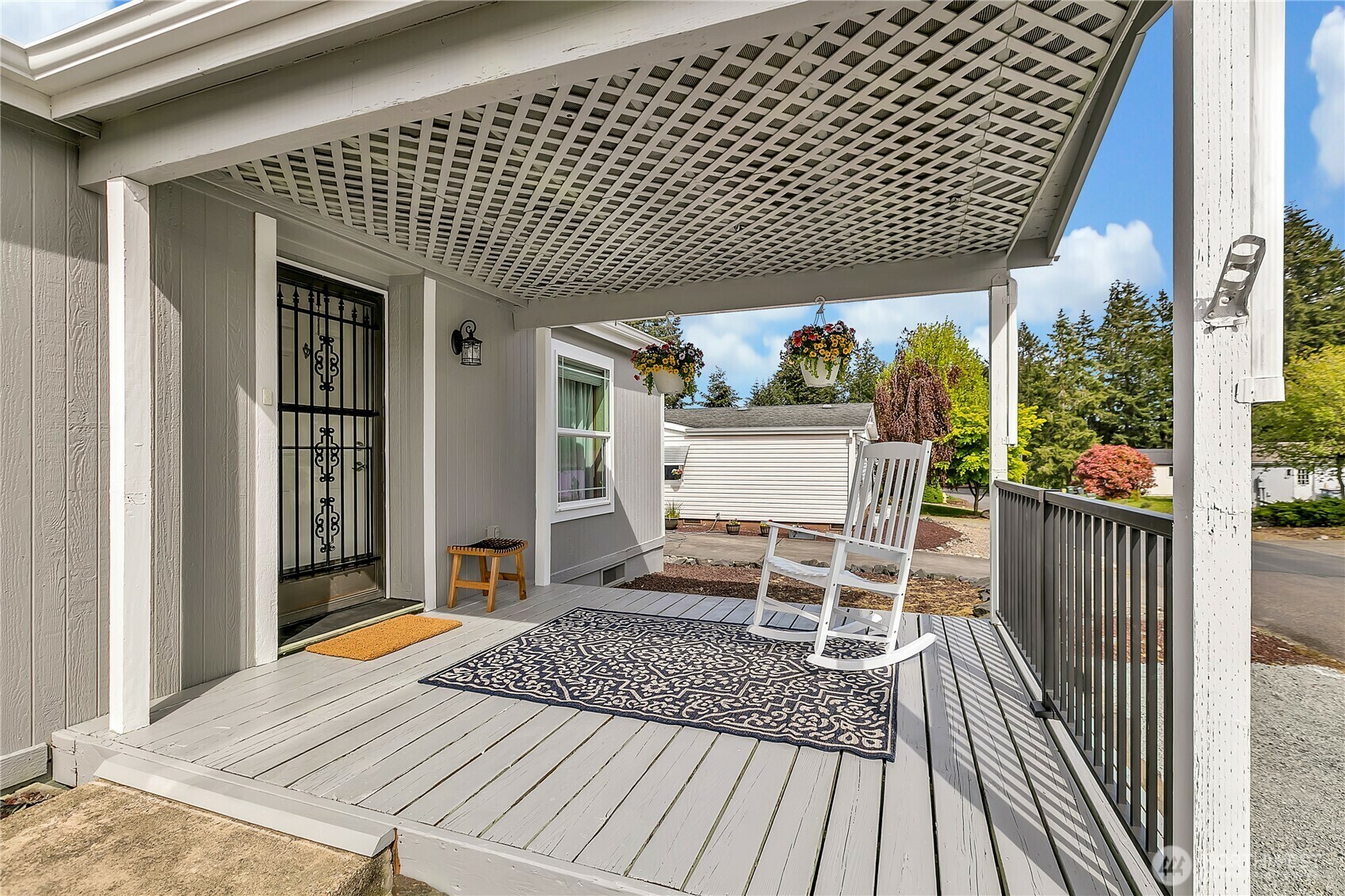 Property Photo: 9923 189th Street E WA 98375
