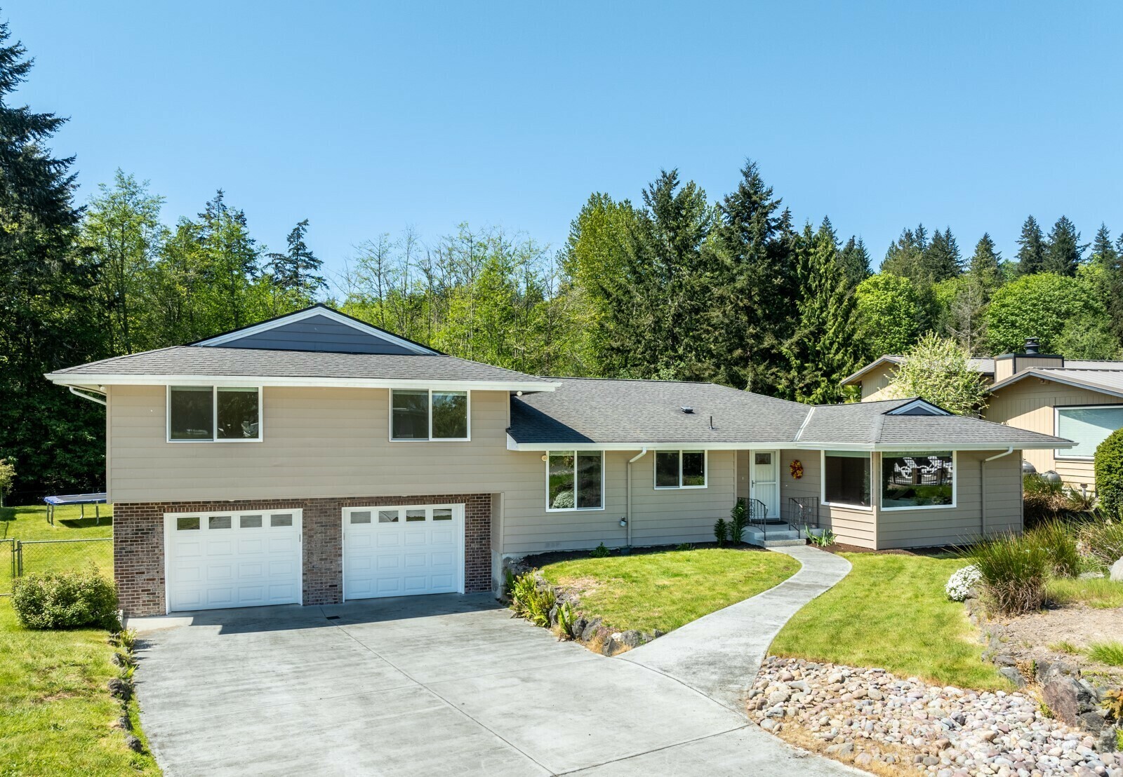 Property Photo: 15106 Starr Place SE WA 98359