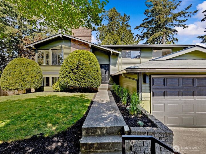 3205  Heights Drive  Bellingham WA 98226 photo