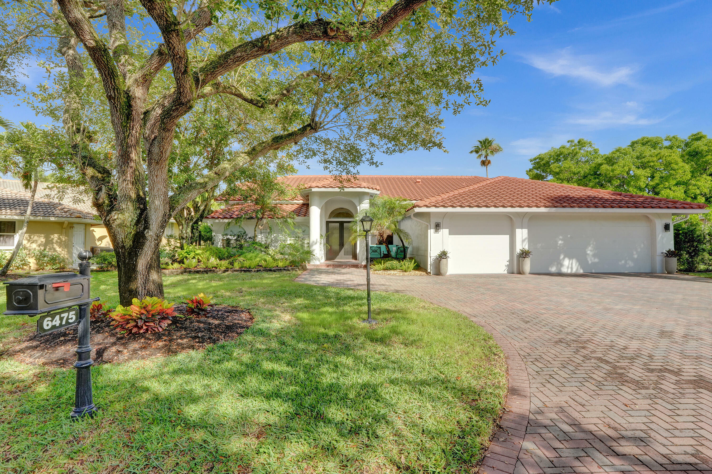 Property Photo: 6475 NW 98th Lane FL 33076