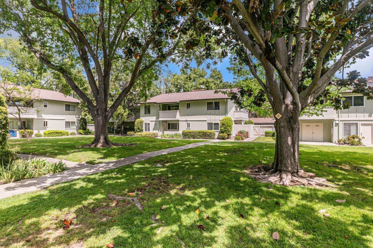 264 North Whisman Road 11  Mountain View CA 94043 photo