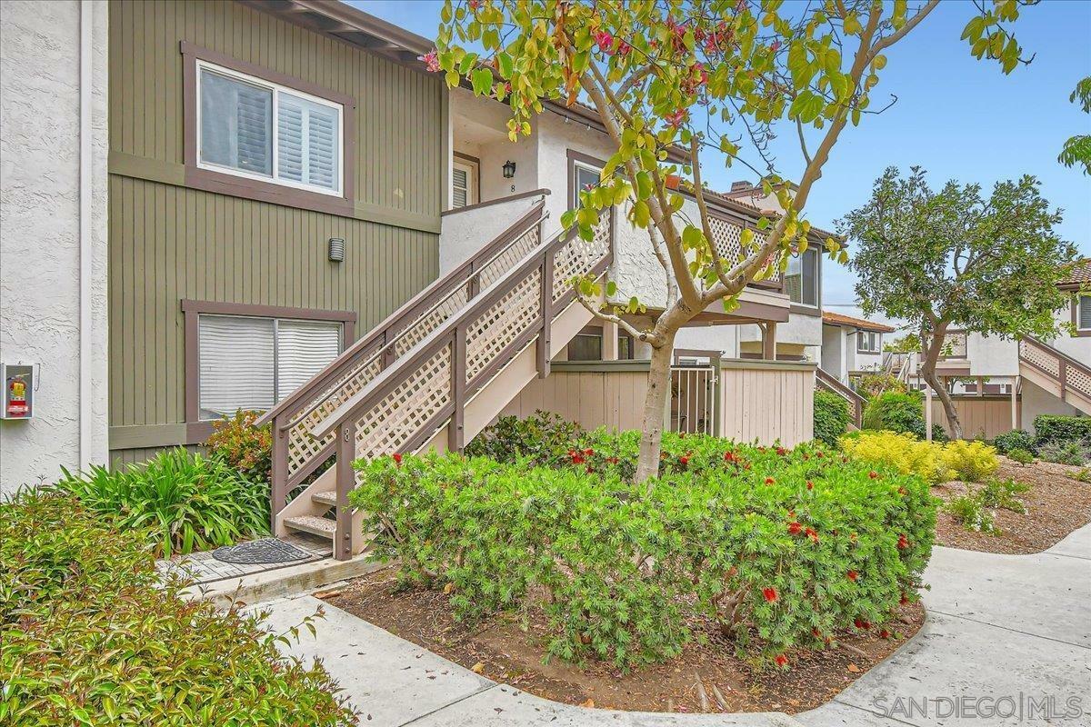 Property Photo: 9840 Shirley Gardens Dr 8 CA 92071