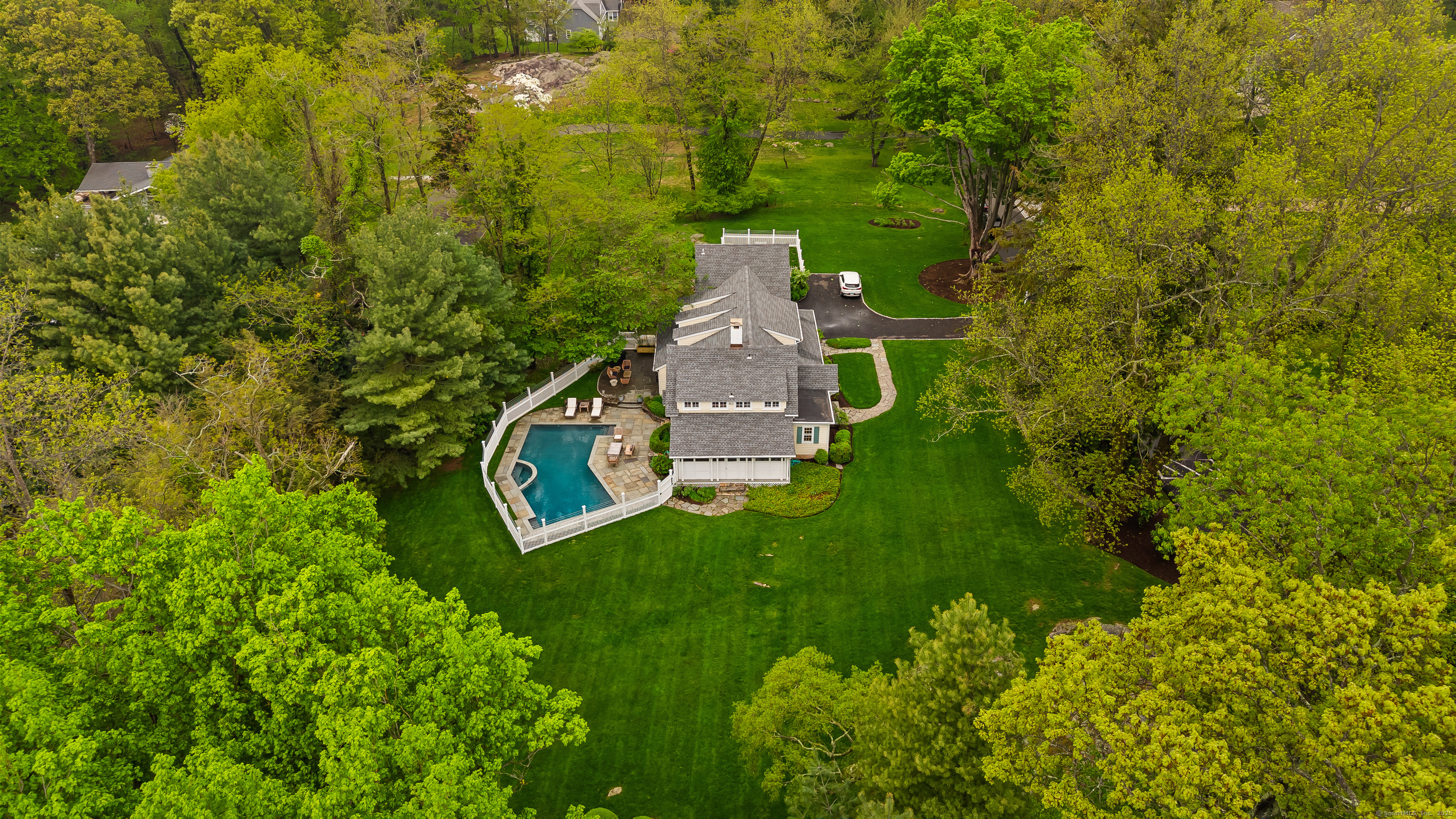 Property Photo:  19 Hilltop Road  CT 06854 