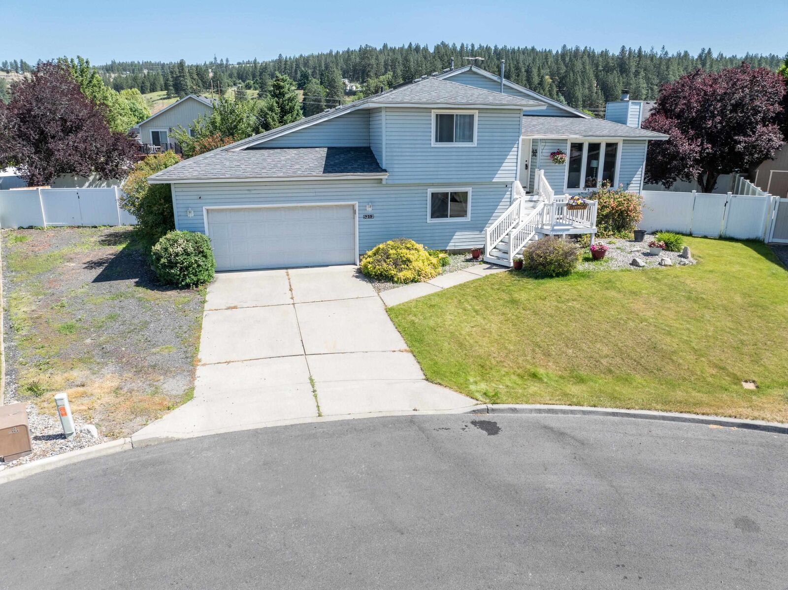 Property Photo:  5212 N Bellevue Ct  WA 99216 