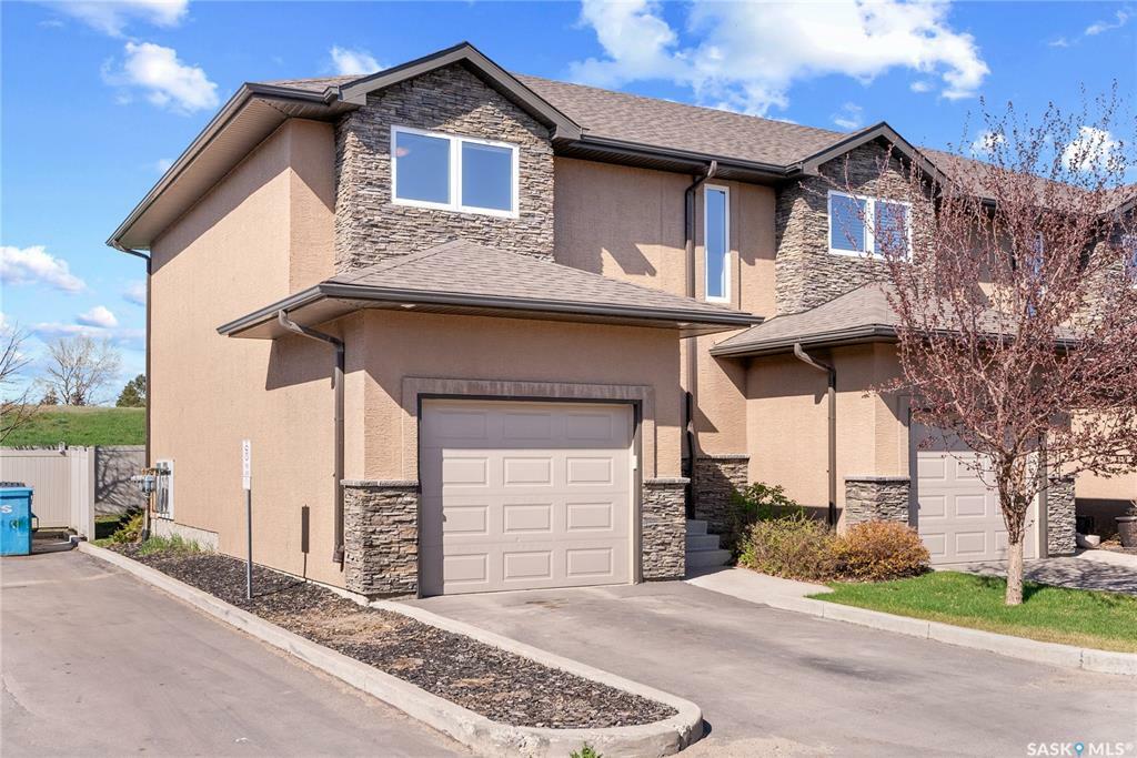 Property Photo: 502 Rempel Manor 18 SK S7T 0L7