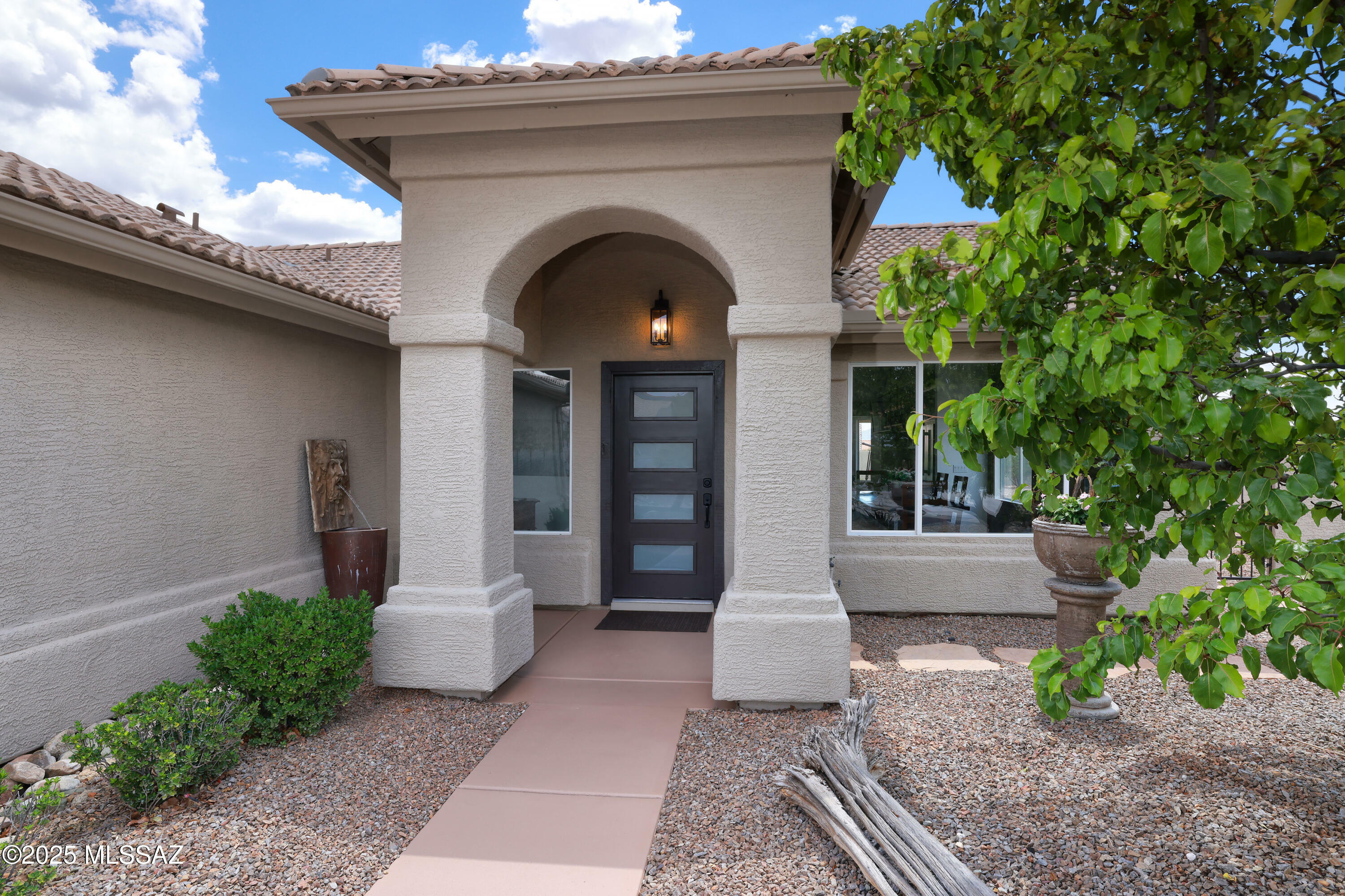 Property Photo: 65781 E Rocky Terrace Drive AZ 85739