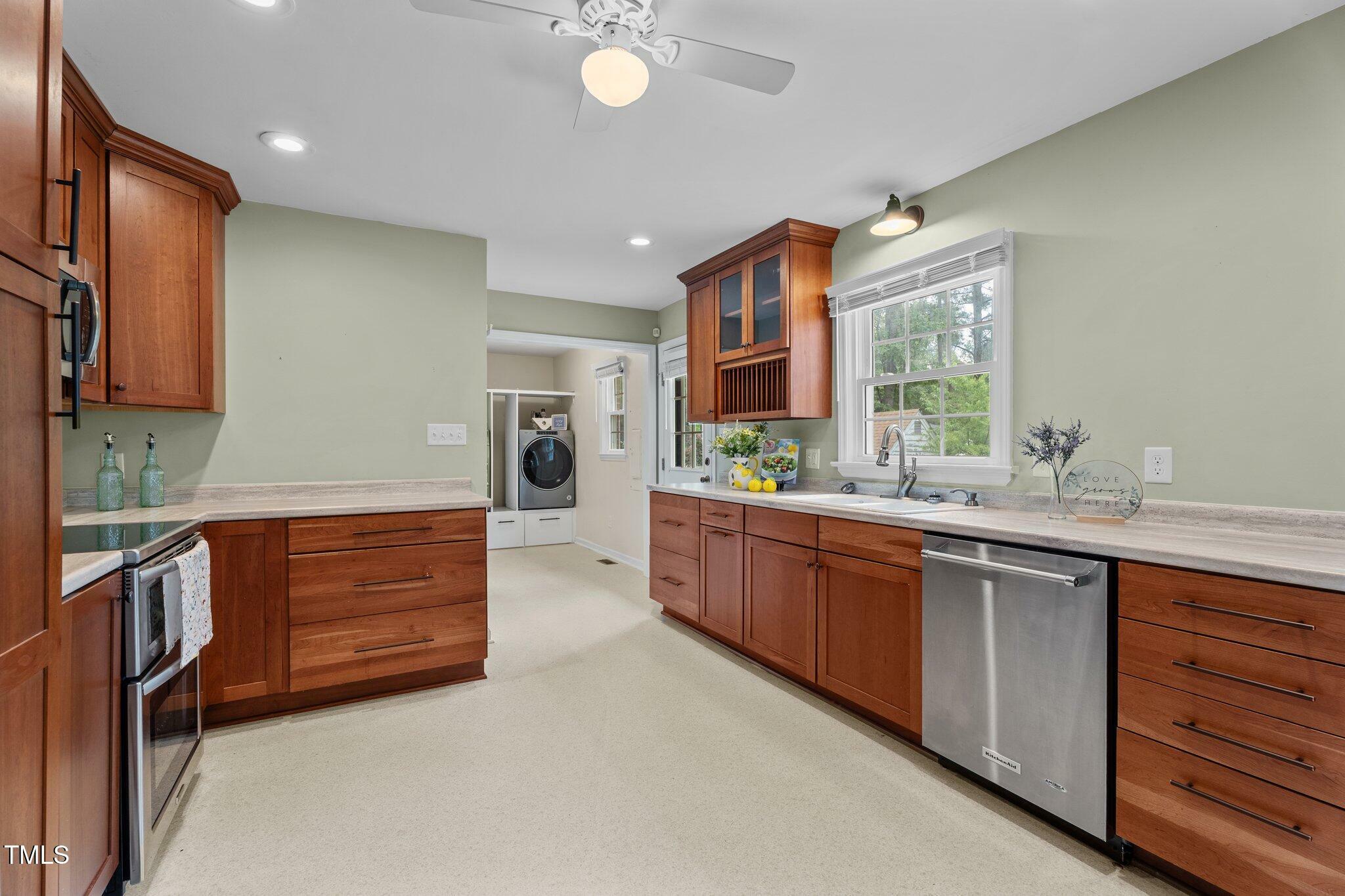 Property Photo: 702 Wedgewood Avenue NC 27597