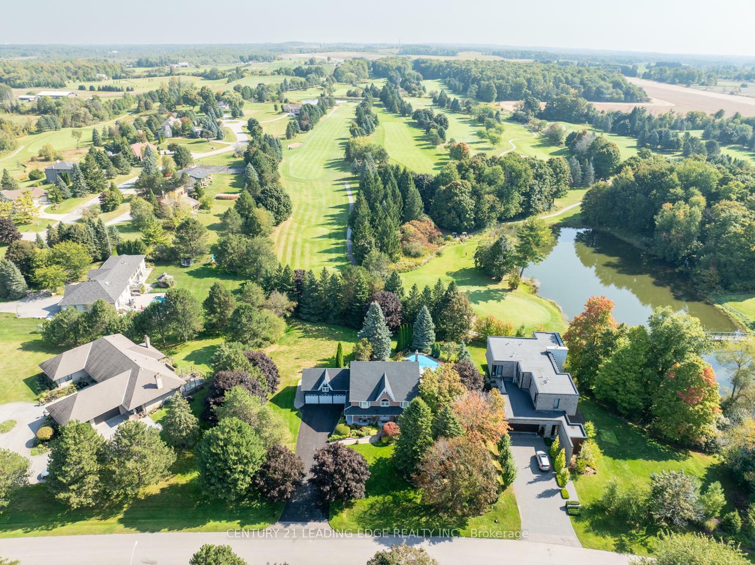 Property Photo: 3 Maple View Lane ON L4A 7X5