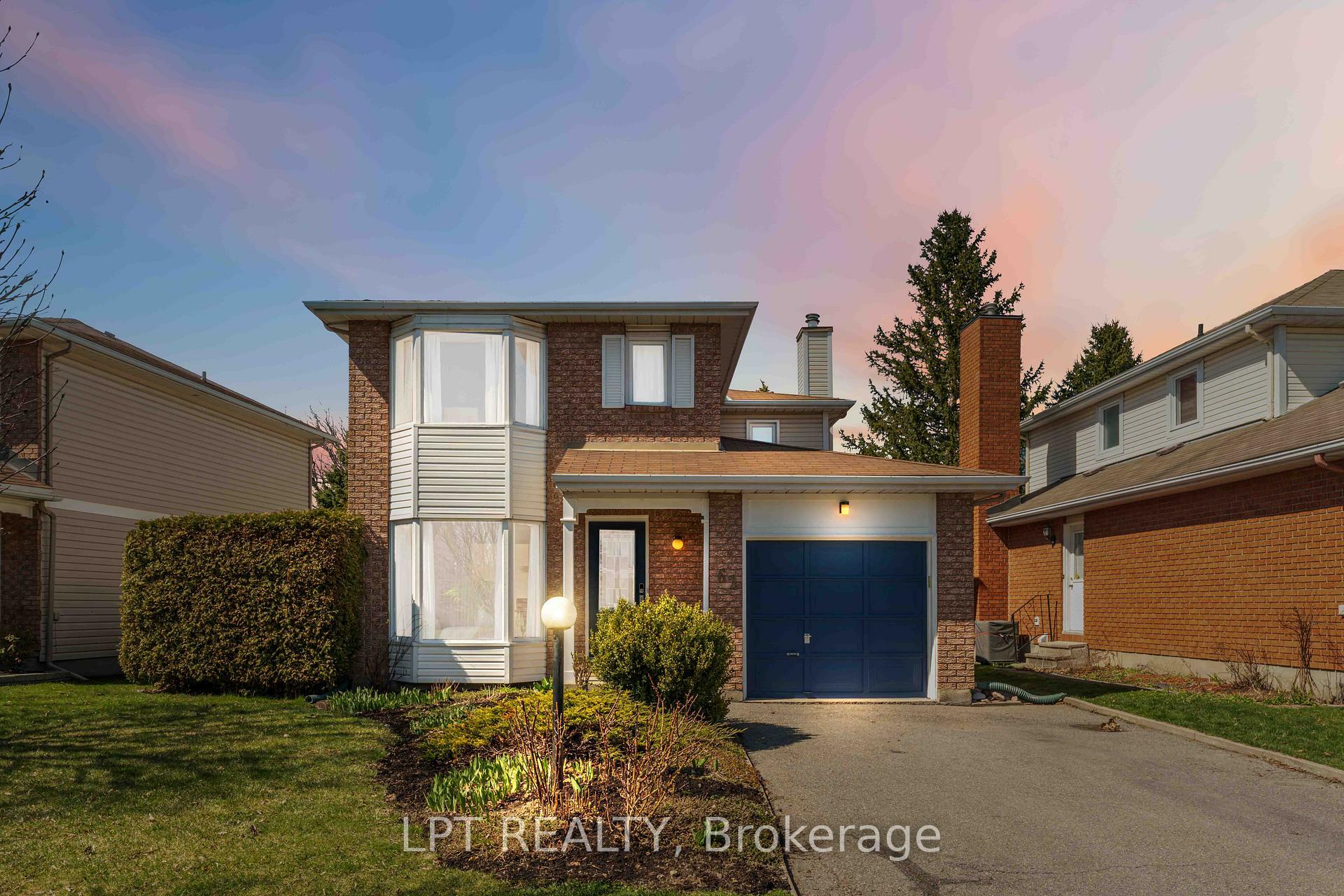 62 Tartan Drive  Barrhaven ON K2J 2V5 photo