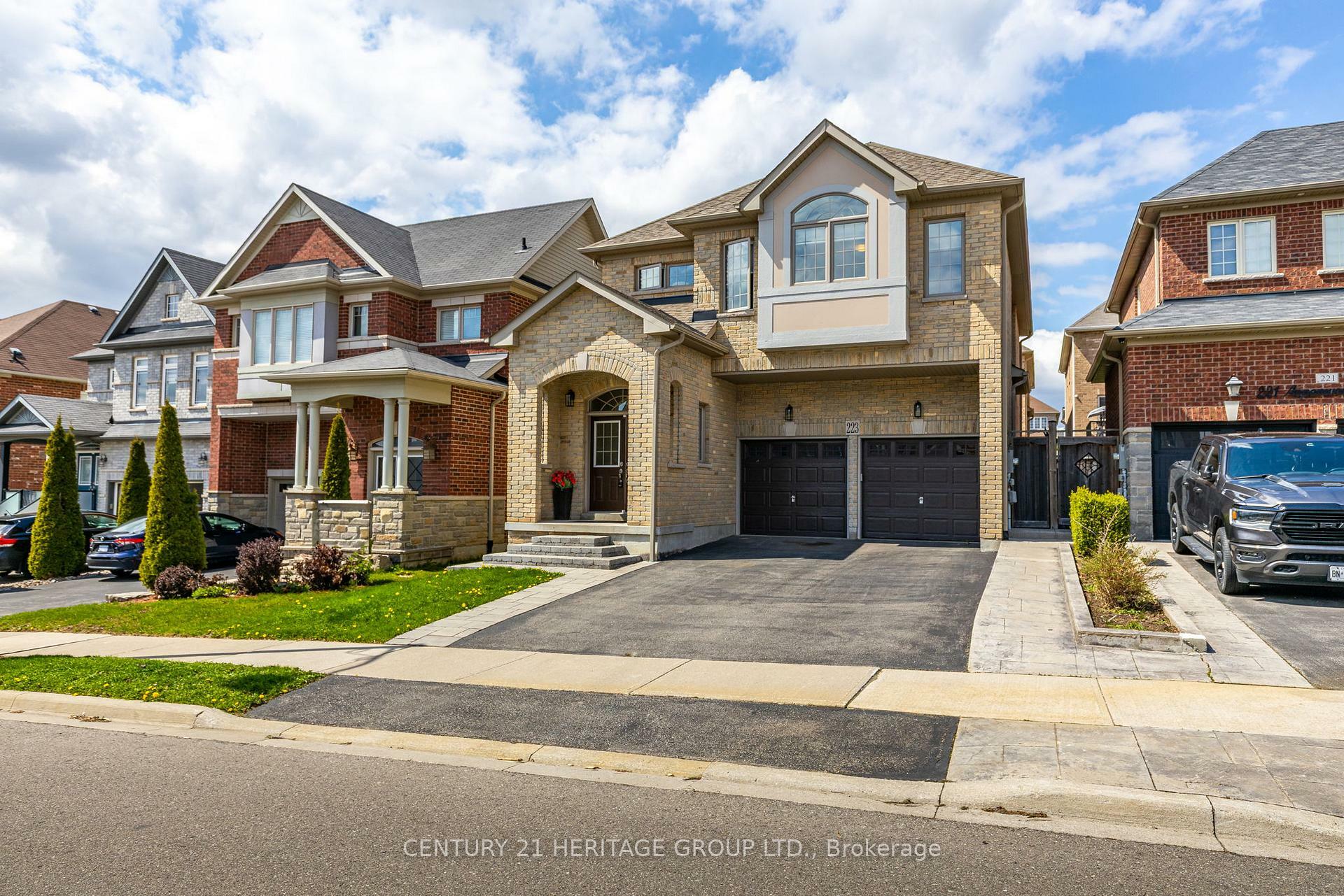 Property Photo: 223 Aspenwod Drive ON L3X 3L1