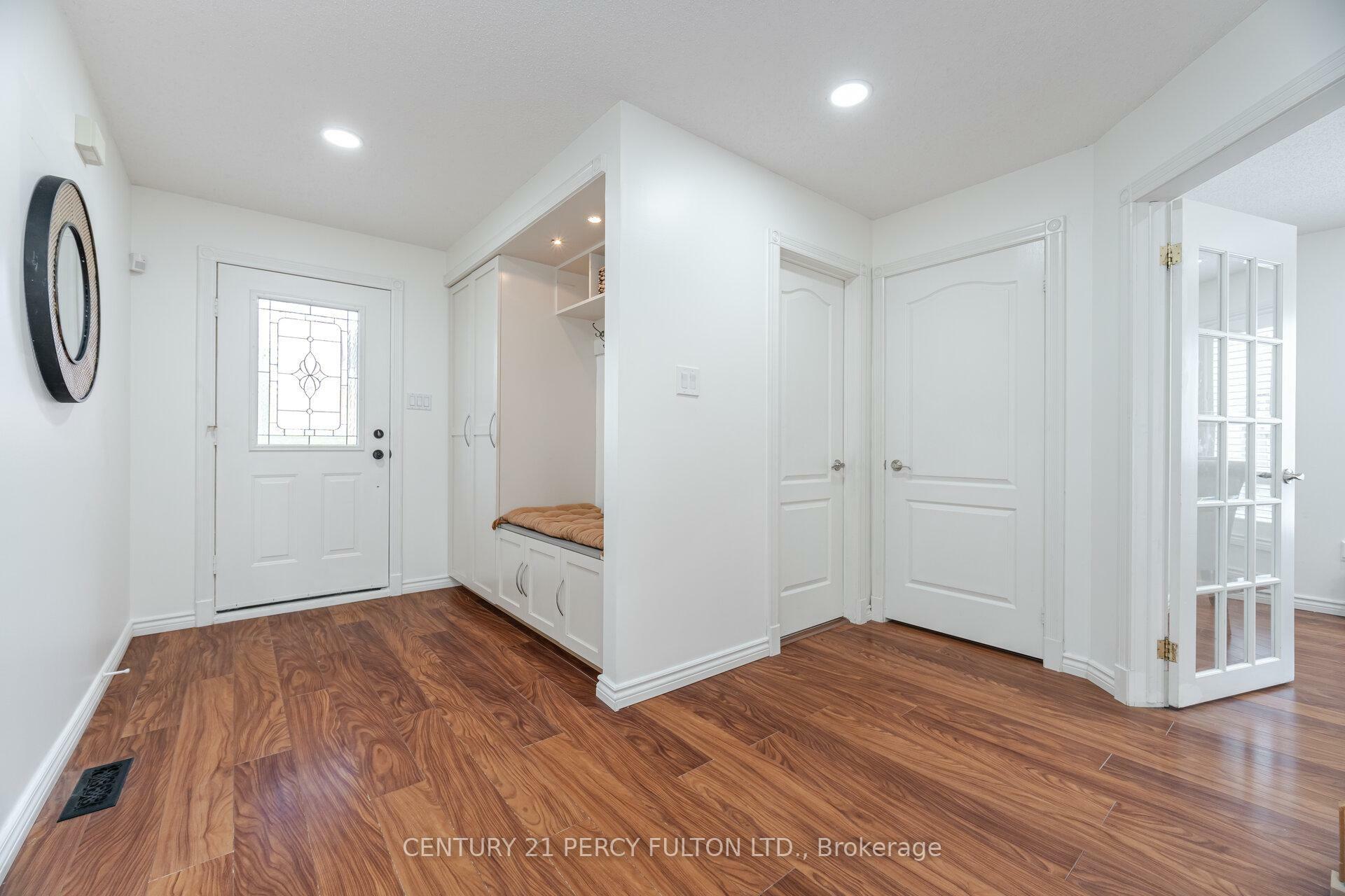 Photo de la propriété: 269 Hoover Drive ON L1V 5R9