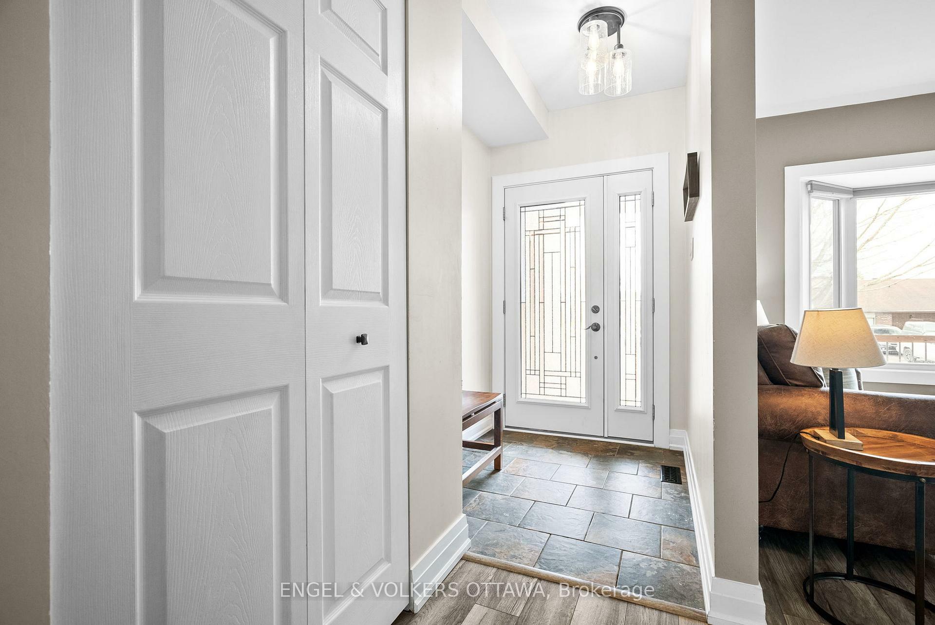 Property Photo: 17 Glacier Street ON K2J 2M7