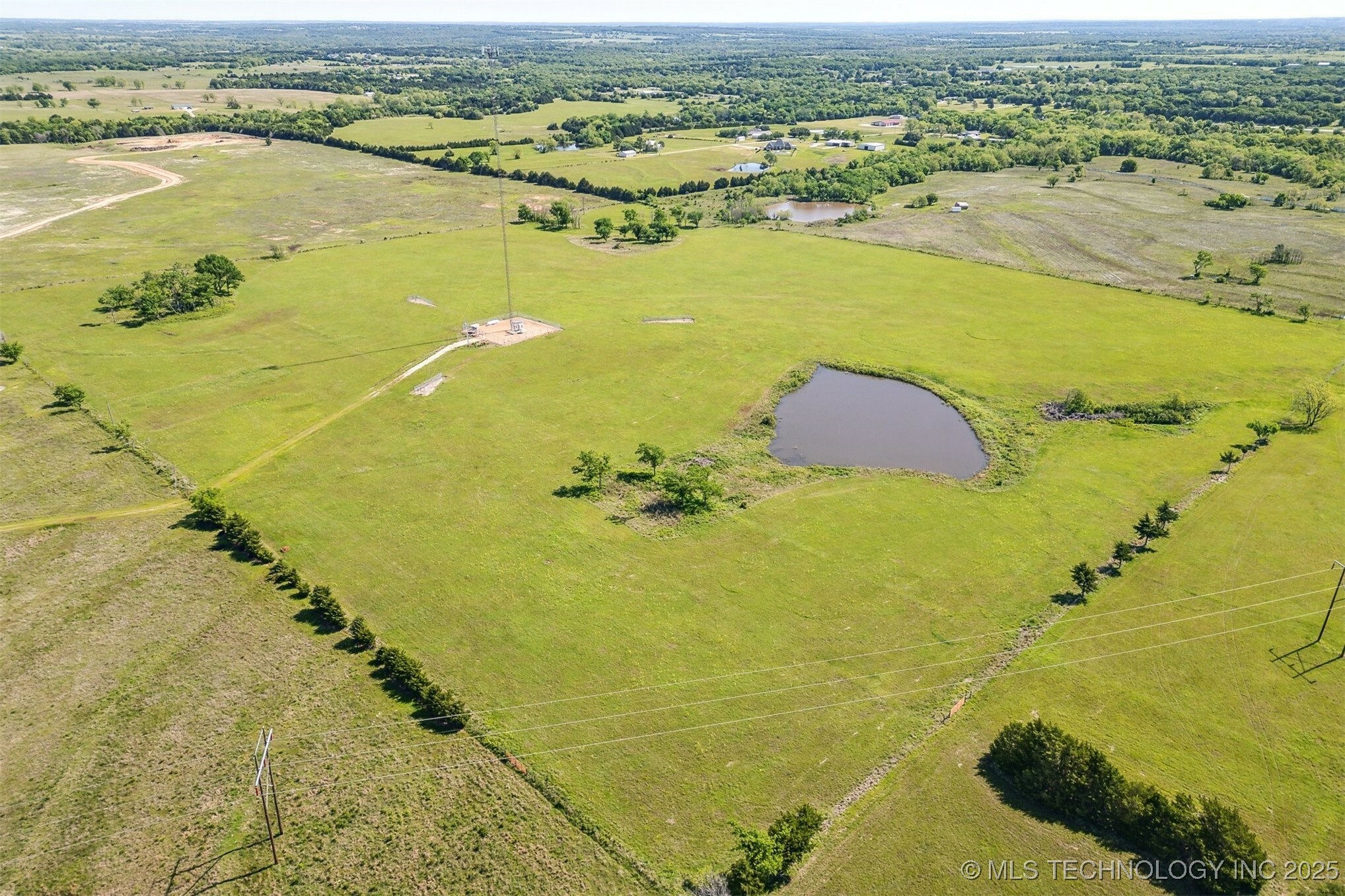 Property Photo: 2616 N Harmony Road OK 74023